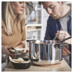 MIDDAGSMAT Pot with lid, clear glass/stainless steel, 5 l - Image 6