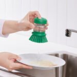 VIDEVECKMAL Dish-washing brush with dispenser, bright green - Image 3