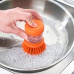 VIDEVECKMAL Dish-washing brush with dispenser, bright orange - Image 2