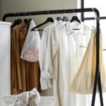 BUMERANG Hanger, black - Image 4