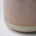 LUGNARE Scented candle in ceramic jar, Jasmine/pink, 25 hr - Image 4