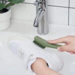 PEPPRIG 2 in 1 shoe brush with scraper, green/yellow - Image 4