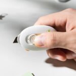 Deli Mini Utility Cutter Knife SK5 Steel Blade For Parcels Assorted Colors - Image 8