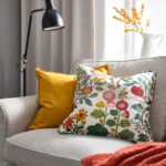 VILDPERSILJA Cushion cover, white multicolour/floral pattern, 50x50 cm - Image 2
