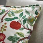 VILDPERSILJA Cushion cover, white multicolour/floral pattern, 50x50 cm - Image 4