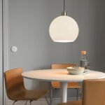 SOLHETTA LED bulb E27, 470 lumen, globe opal white, 2 pack - Image 3