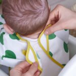 KLADDIG Bib, white/green - Image 4