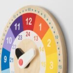 UNDERHÅLLA Educational wooden clock, multicolour, 25 cm - Image 5