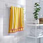 SLÅNHÖSTMAL Bath towel, white/yellow striped, 70x140 cm - Image 4